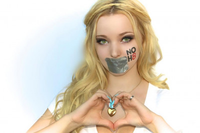 dove-cameron-.jpg