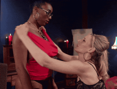 ezgif.com-gif-maker.gif